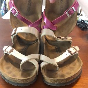 EUC 2 PAIRS Birkenstock’s Mayari